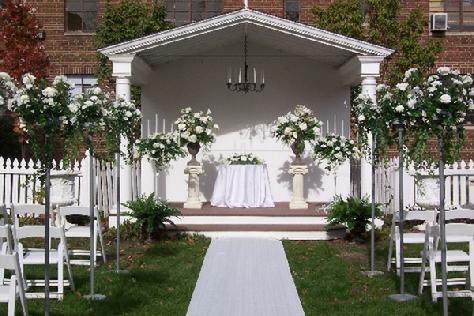 Wedding decoration rentals is a most commonly people ways that used to do 